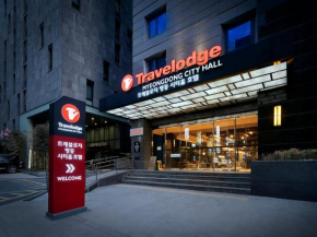 Гостиница Travelodge Myeongdong City Hall  Сеул